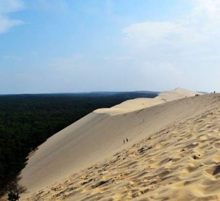 La dune du Pyla est la plus hautes dune d'Europe située à l'embouchure du bassin d'Arcachon.